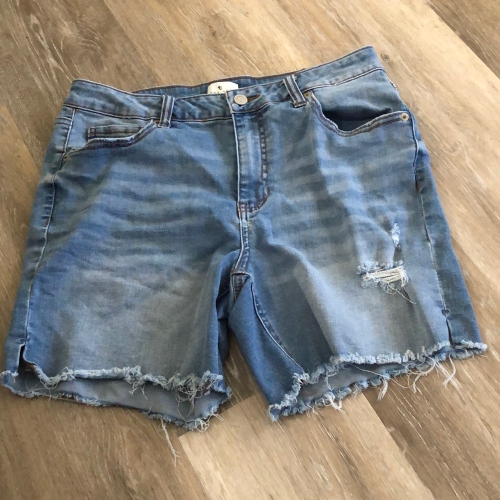 true craft distressed Jean shorts